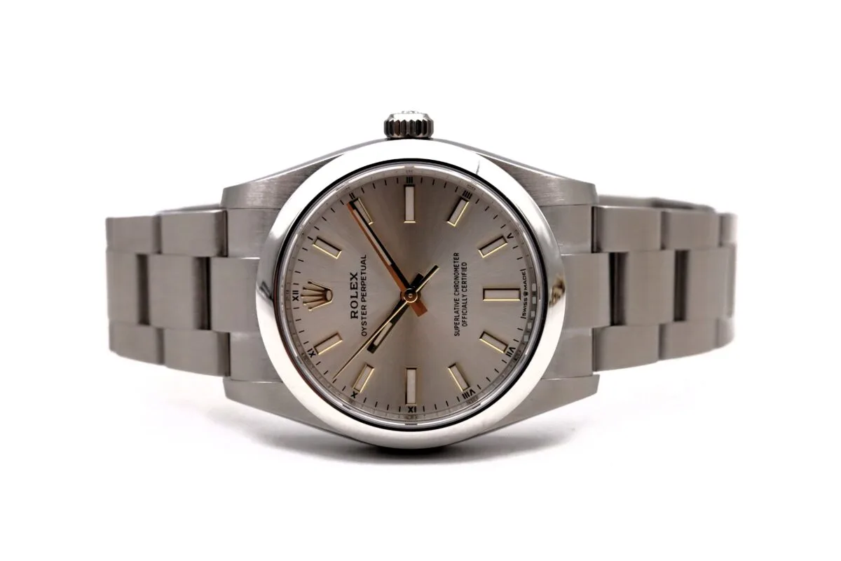 Rolex Oyster Perpetual 124200 Silver Dial Full Set 2026