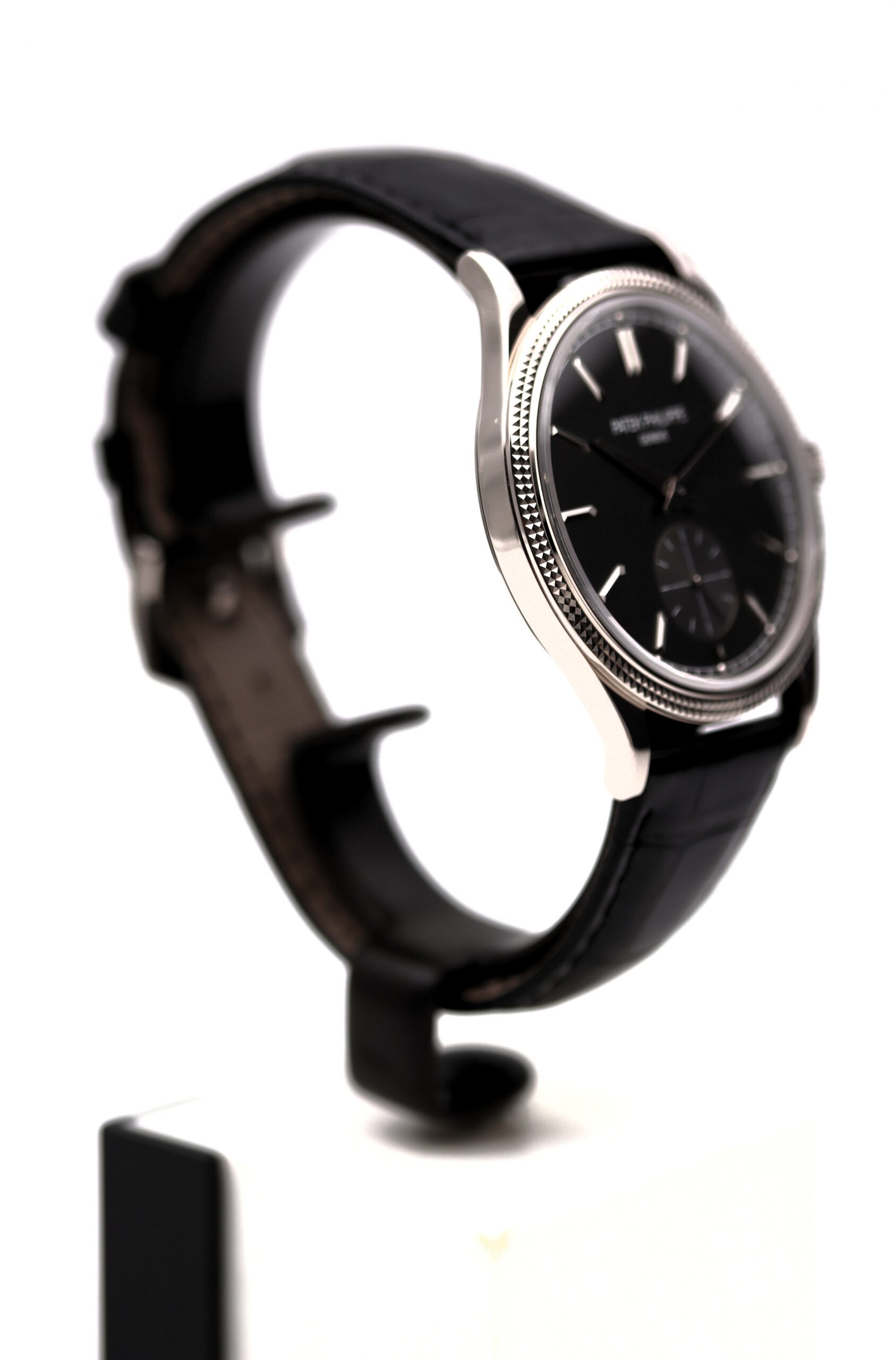 Patek Philippe Calatrava 6119G-001 39mm Full Set 2025 - immagine 3