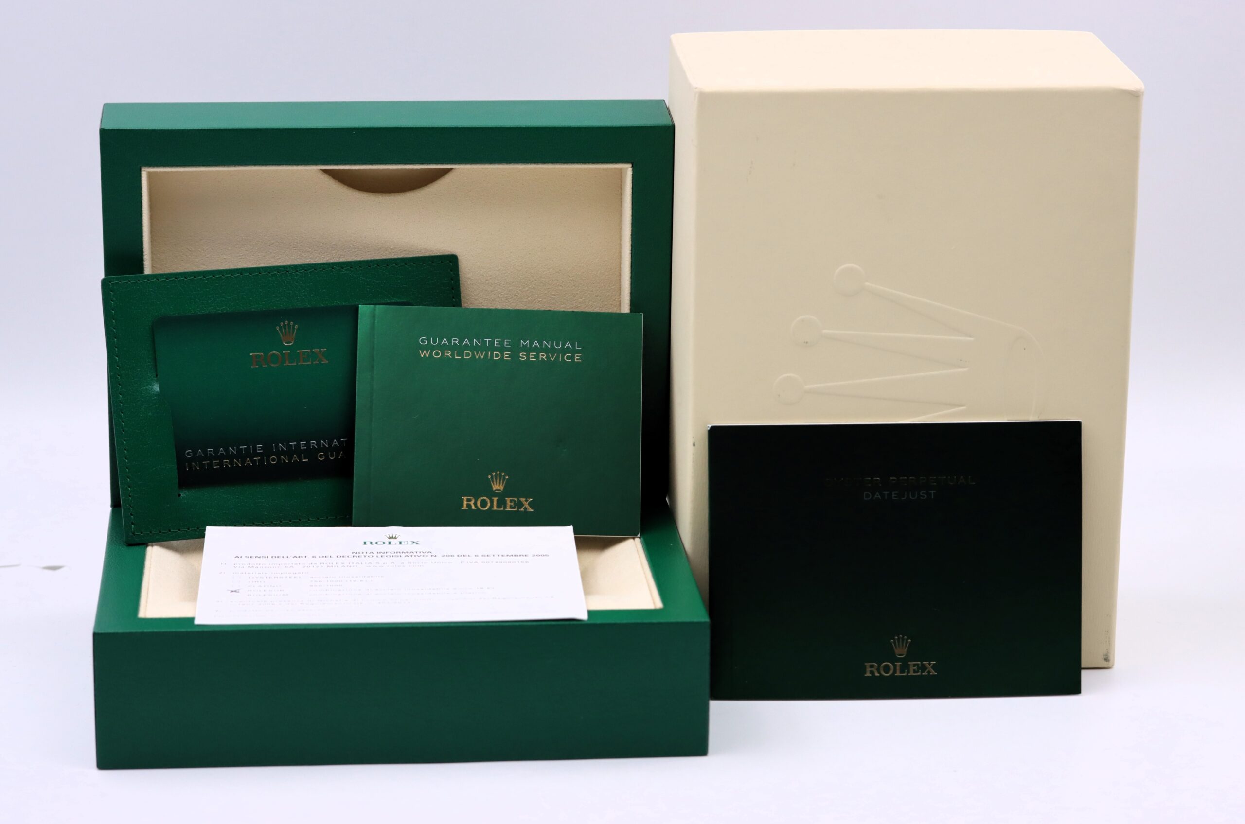 Rolex Datejust Ref 126234 Black Dial Full Set 2020 - immagine 7